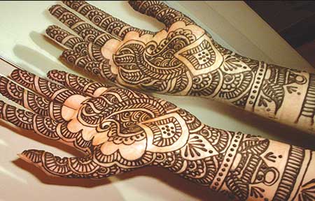 Mehandi Designing Workshop for Ladies