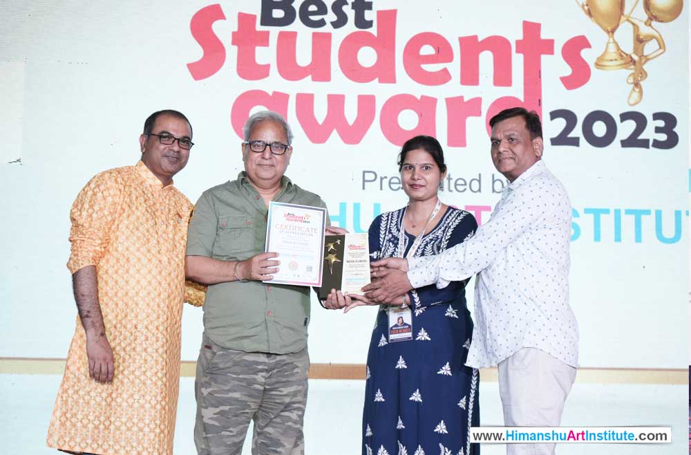 Neha Kumari Awarded for Best Student in Fine Arts at Himanshu Art Institute, Best Fine Art Institute in India, Best Fine Art Institute in Delhi, Fine Art Institute in Patel Nagar, Best Art and Craft College in India, art and craft courses in delhi, Himanshu Art Institute is Best Institute of Fine Arts, Best Institute of Art & Crafts